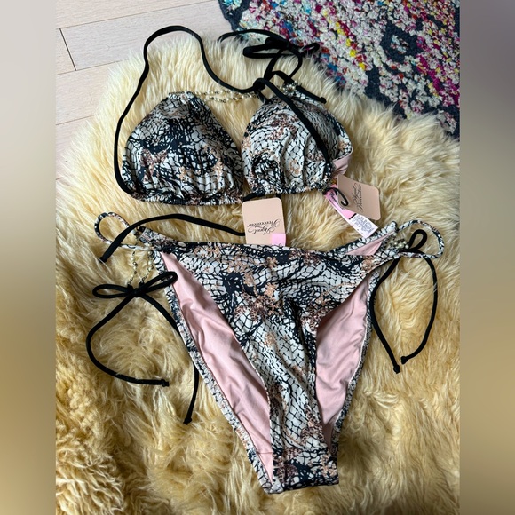 Agent Provocateur Marissa Bikini NWT (Top AP sz 3, Bottom AP sz 4) - Picture 3 of 5